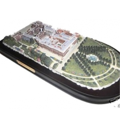 Fraser Hampton Court Model