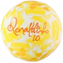 Ronaldinho 10. Footballs