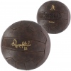 Ronaldinho 10. Footballs