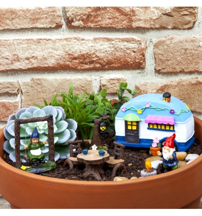 Secret Fairy Garden 8PC Gnome & Caravan Set [464248]