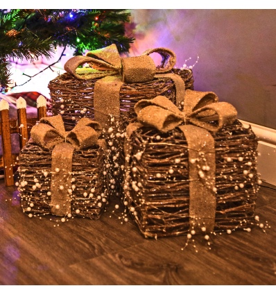Decorative 3 Pcs Rattan Christmas Gift Set with Warm White LED Lights [631542]